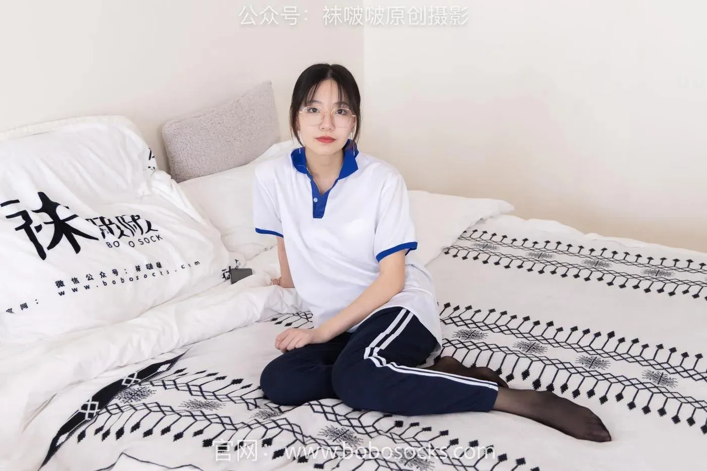 [BoBoSocks袜啵啵]NO.135 小甜豆-高跟鞋、黑丝（脚尖透明款）、裸足 [140P]插图1